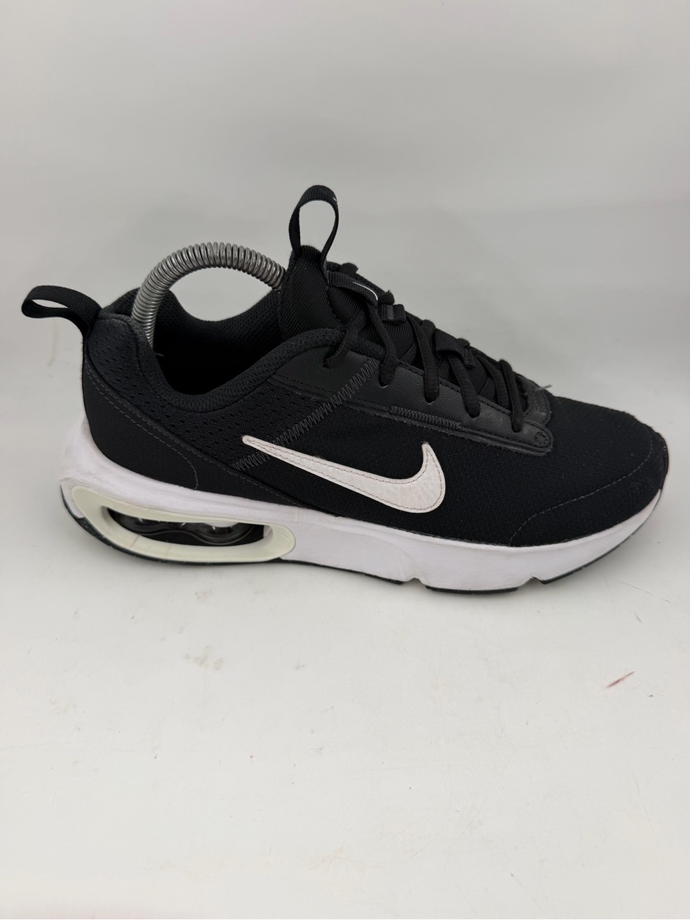 Nike Big Kids Air Max INTRLK Lite -SZ 6.5Y- Black White Running Shoes